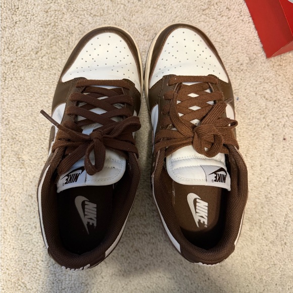 Nike dunks Chocolate and Cream Sneakers - Picture 6 of 6